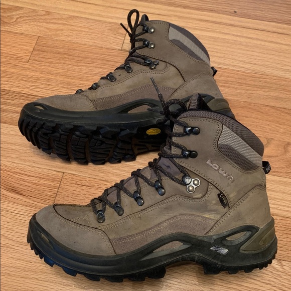 Lowa Renegade Women’s Hiking Boots - Picture 5 of 7